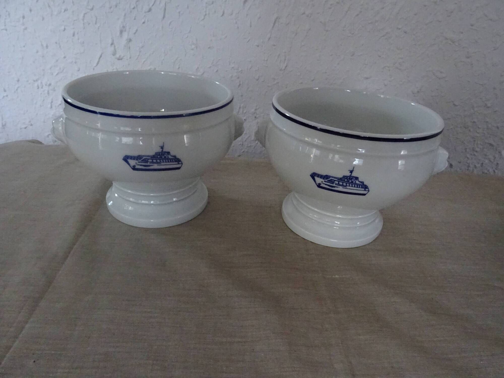 4 Large bowls salad bowls + 2 cups PILLIVUYT blue decoration boat G. CAOUDAL
