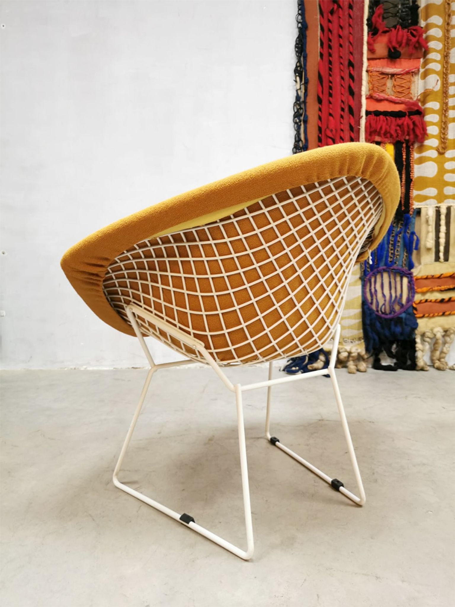 Diamond wire chair Harry Bertoia Knoll