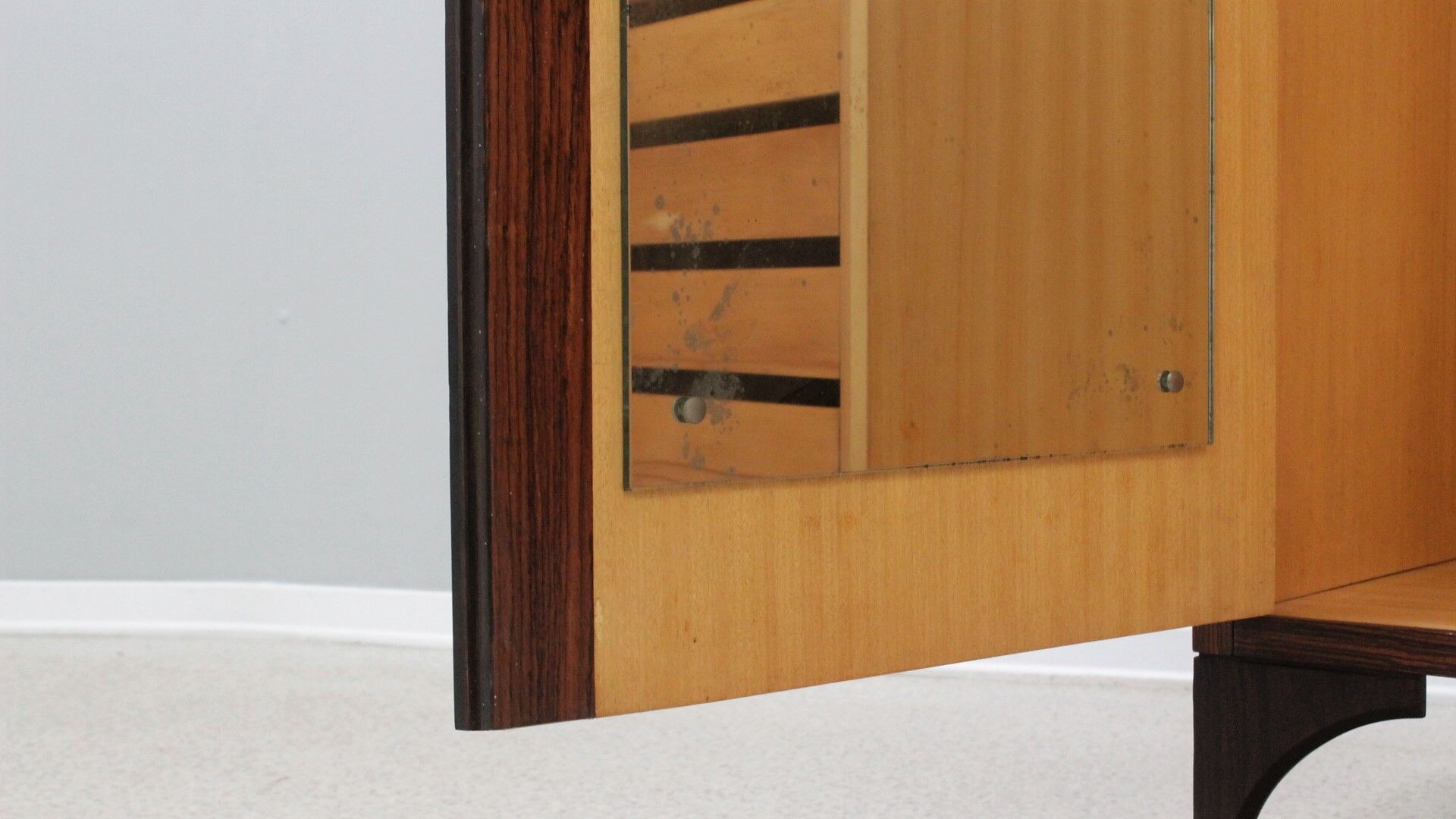 Italian mid century rosewood wardrobe 1950s