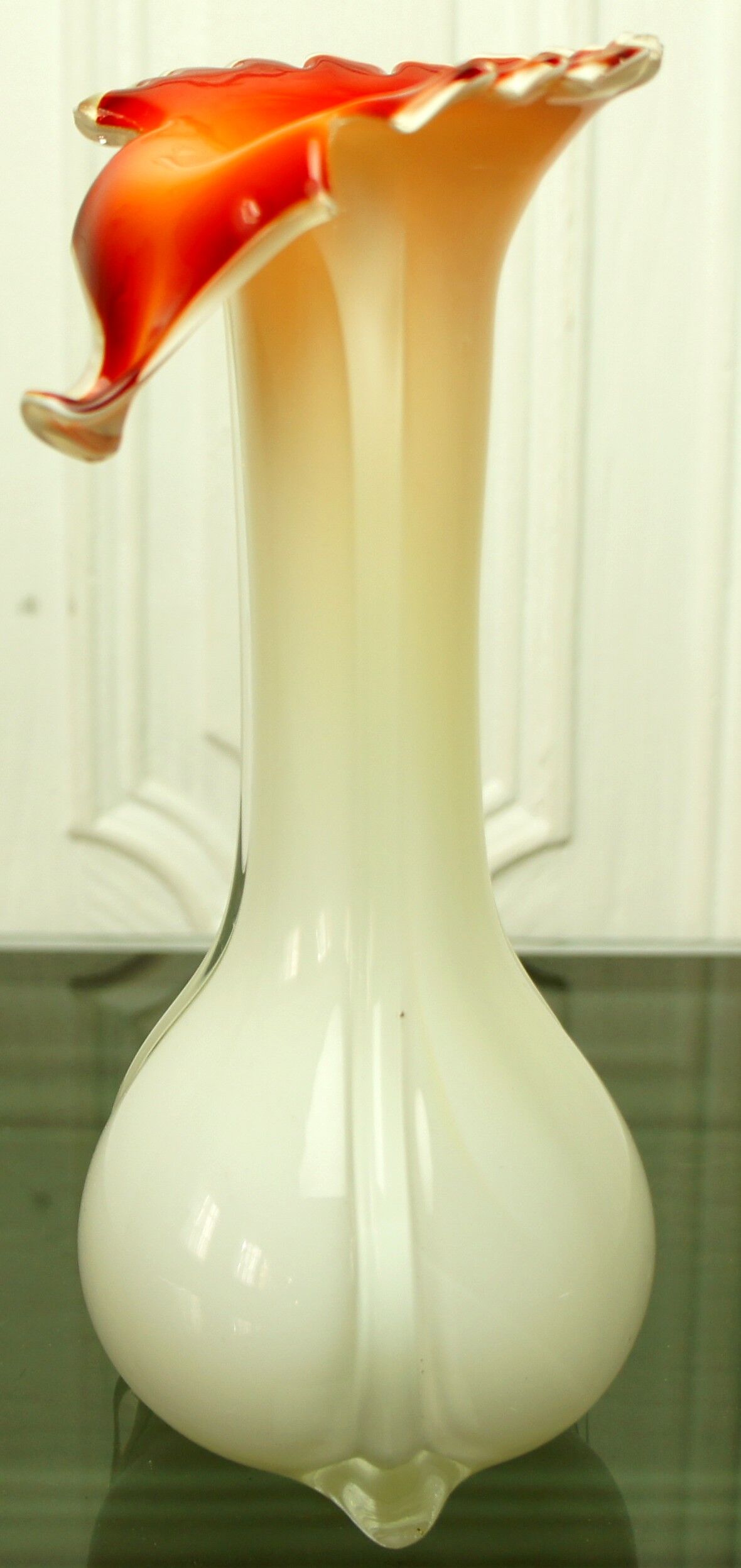 "Arum" blown glass vase
