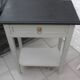 Table d'appoint en bois peint