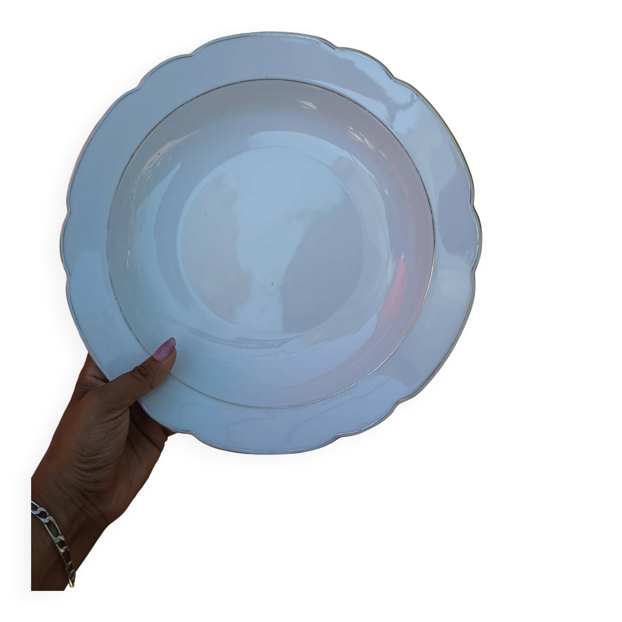 Serving dish
