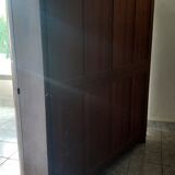 Armoire vintage