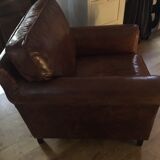 Old cuir club armchair
