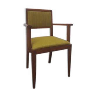 Armchair period reconstruction 50
