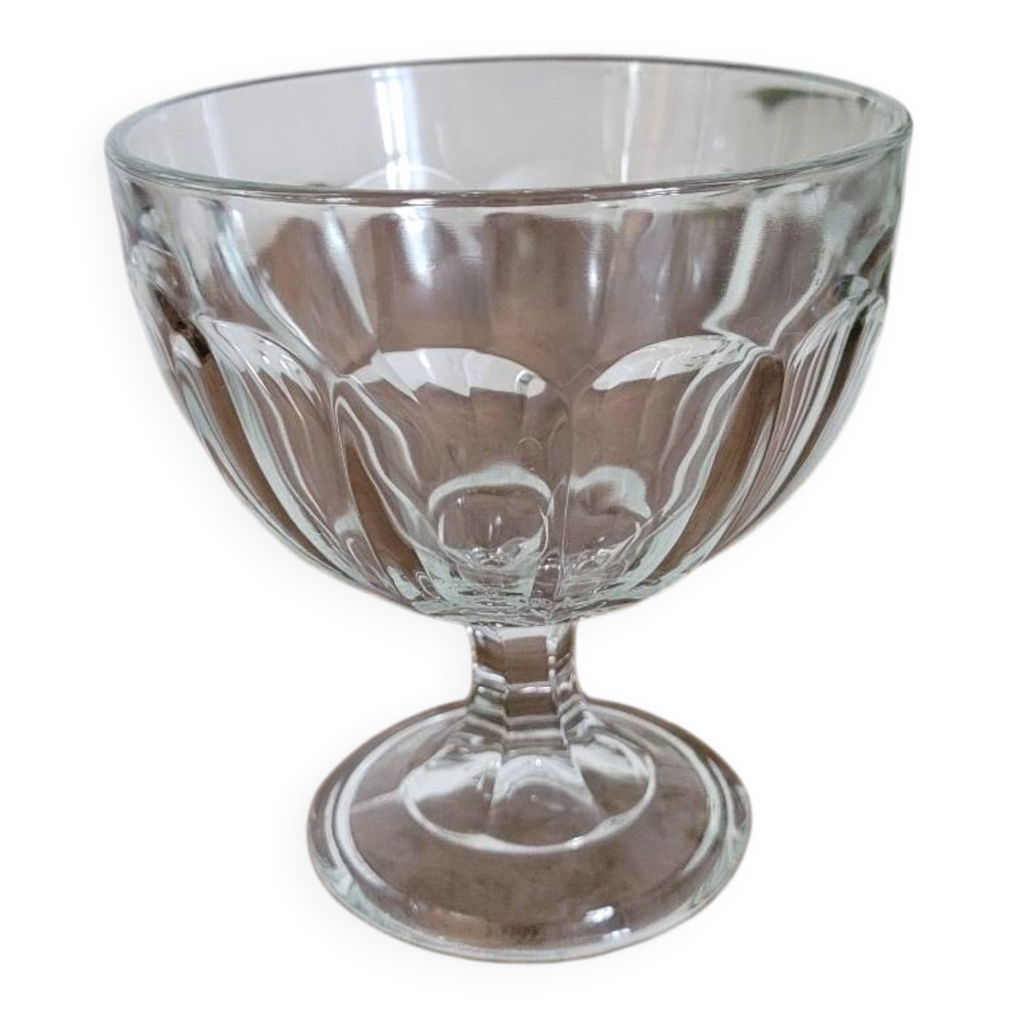 Crystal footed cup