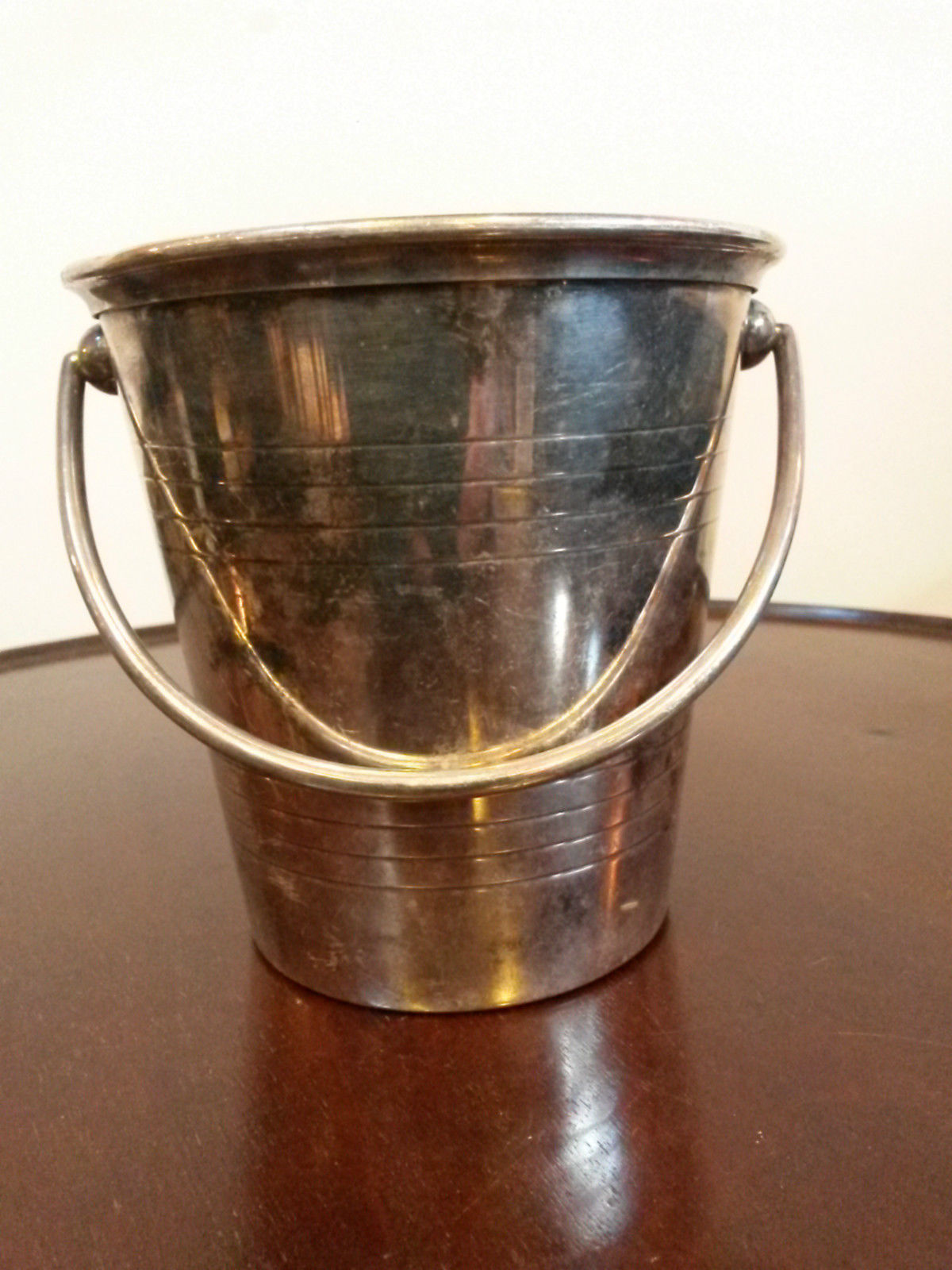 St medard silver metal ice bucket