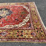Indo-heriz Serapi Design, Geometric Carpet