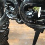 Old pedestal table to place a plant