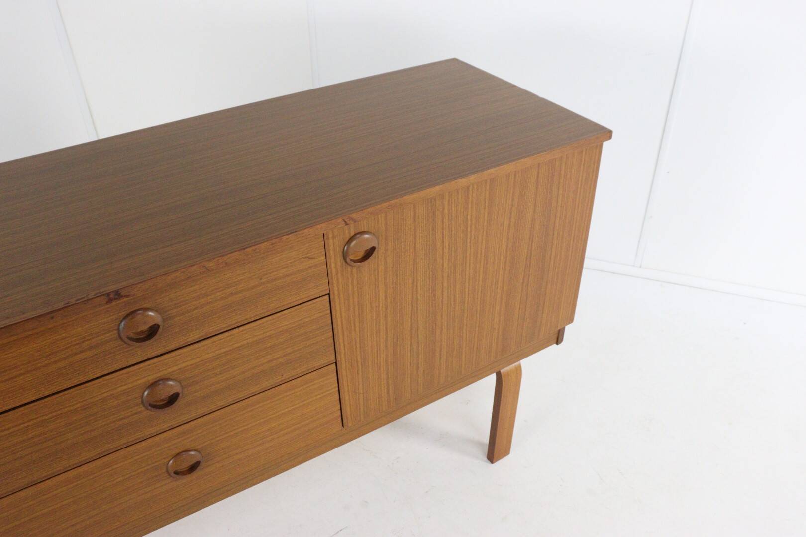 Schreiber “Manchester” sideboard | 149.5cm