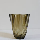 Small geometric vintage Luminarc vase in smoked glass from the 1970s