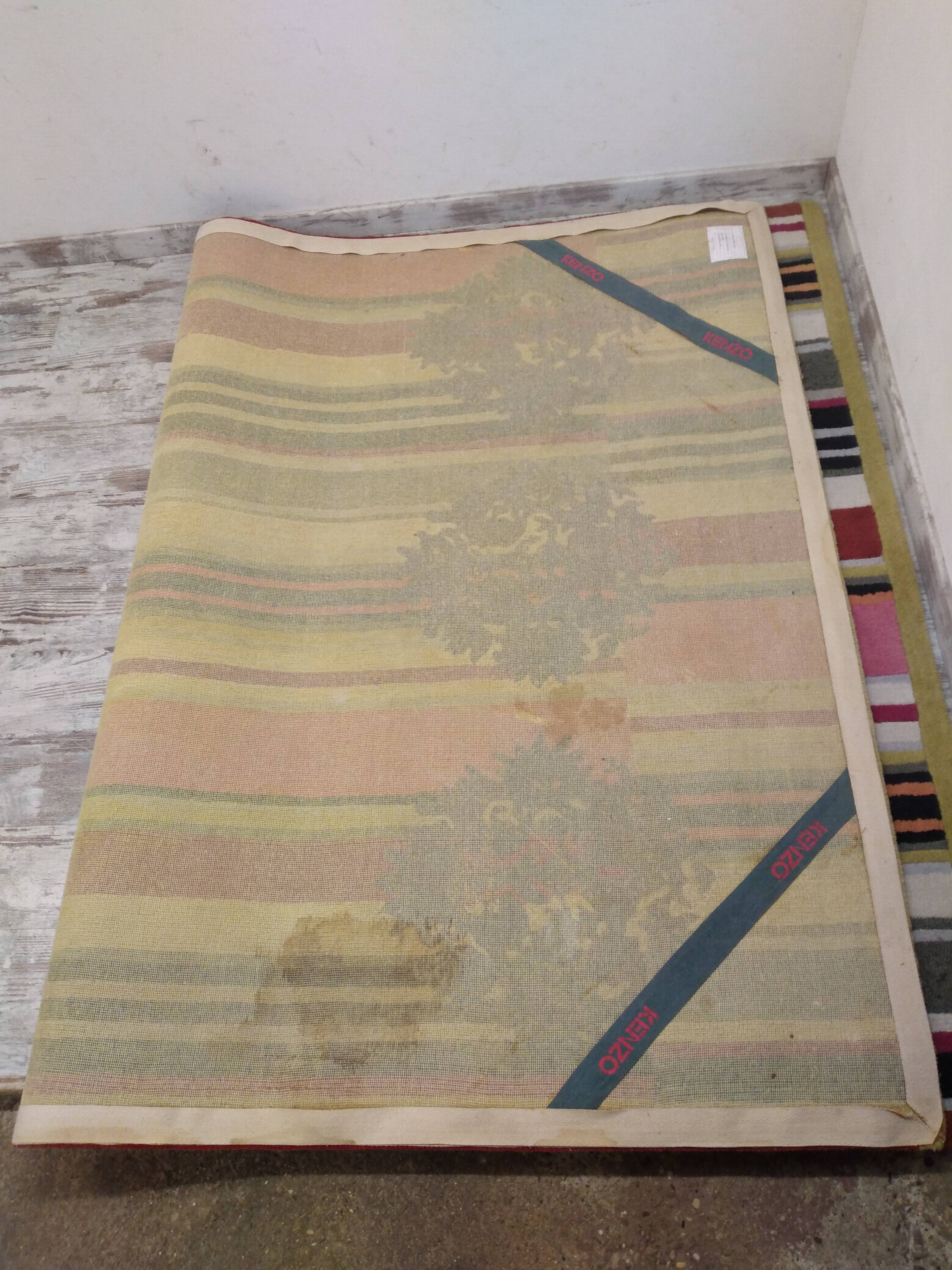 Kenzo rug "red pigalle" vintage