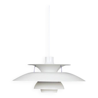 Very good Louis Poulsen / Poul Henningsen “PH 5” pendant lamp / mid-century