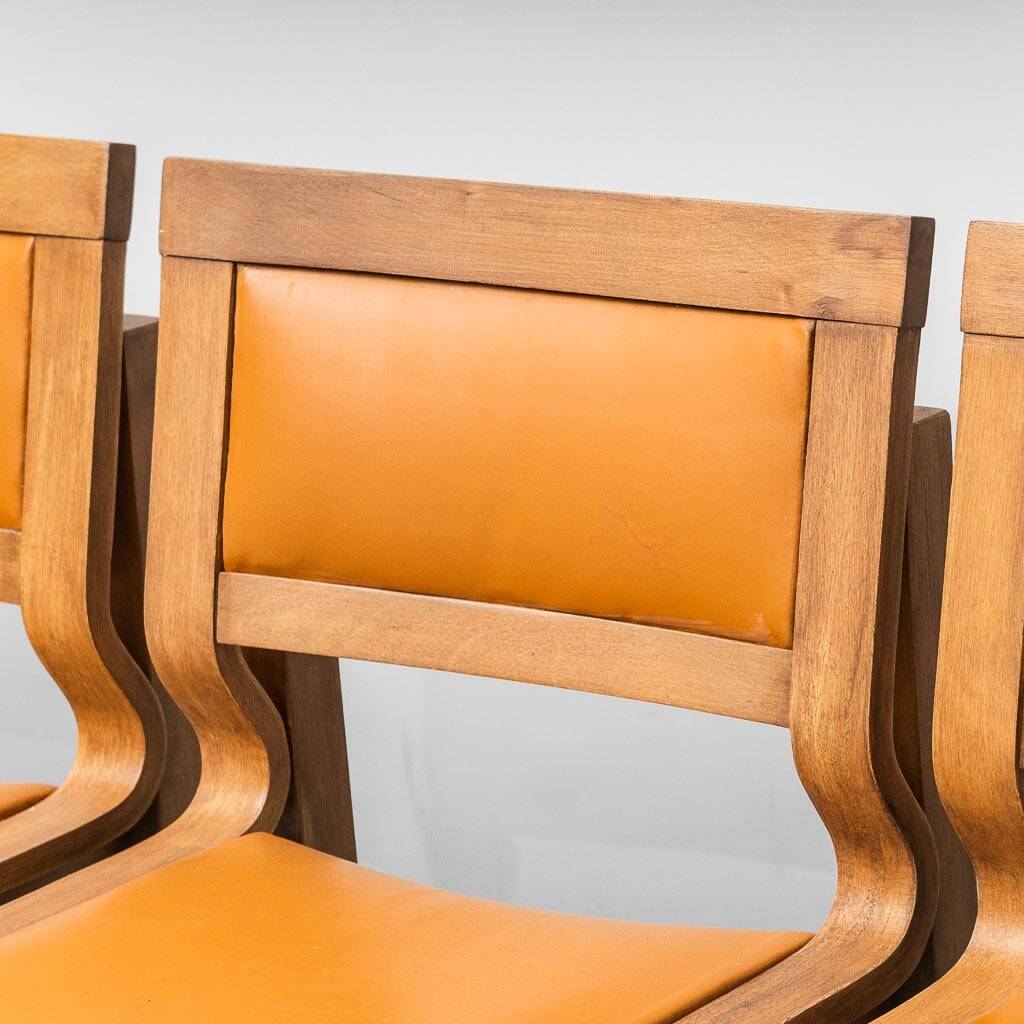 Set de 4 chaises vintage en bois et simili cuir Italie années 70