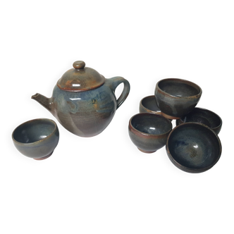 Teapot + 6 ceramic cups signed LC (Signature to be identified)