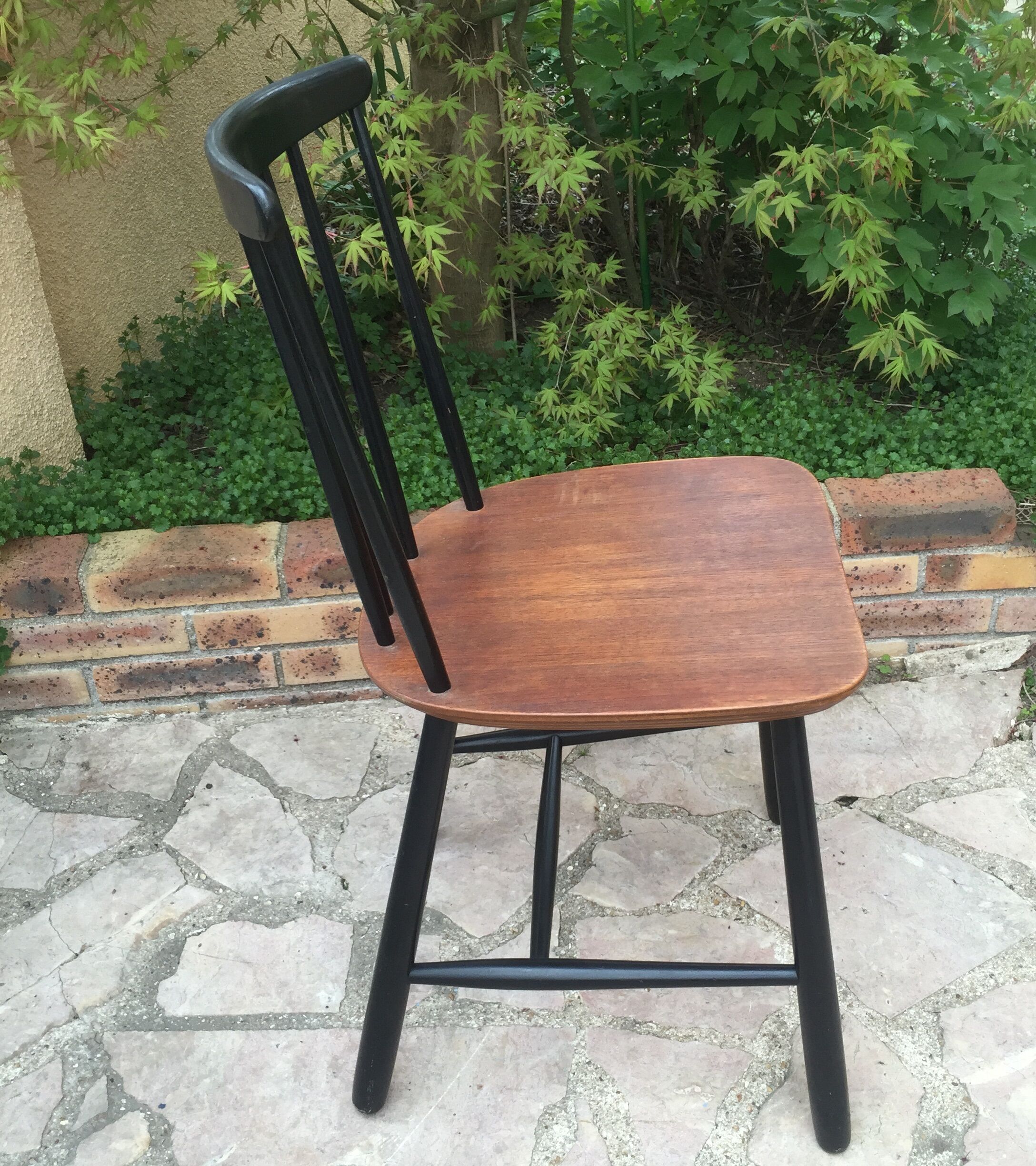 Paire de chaises anciennes en bois