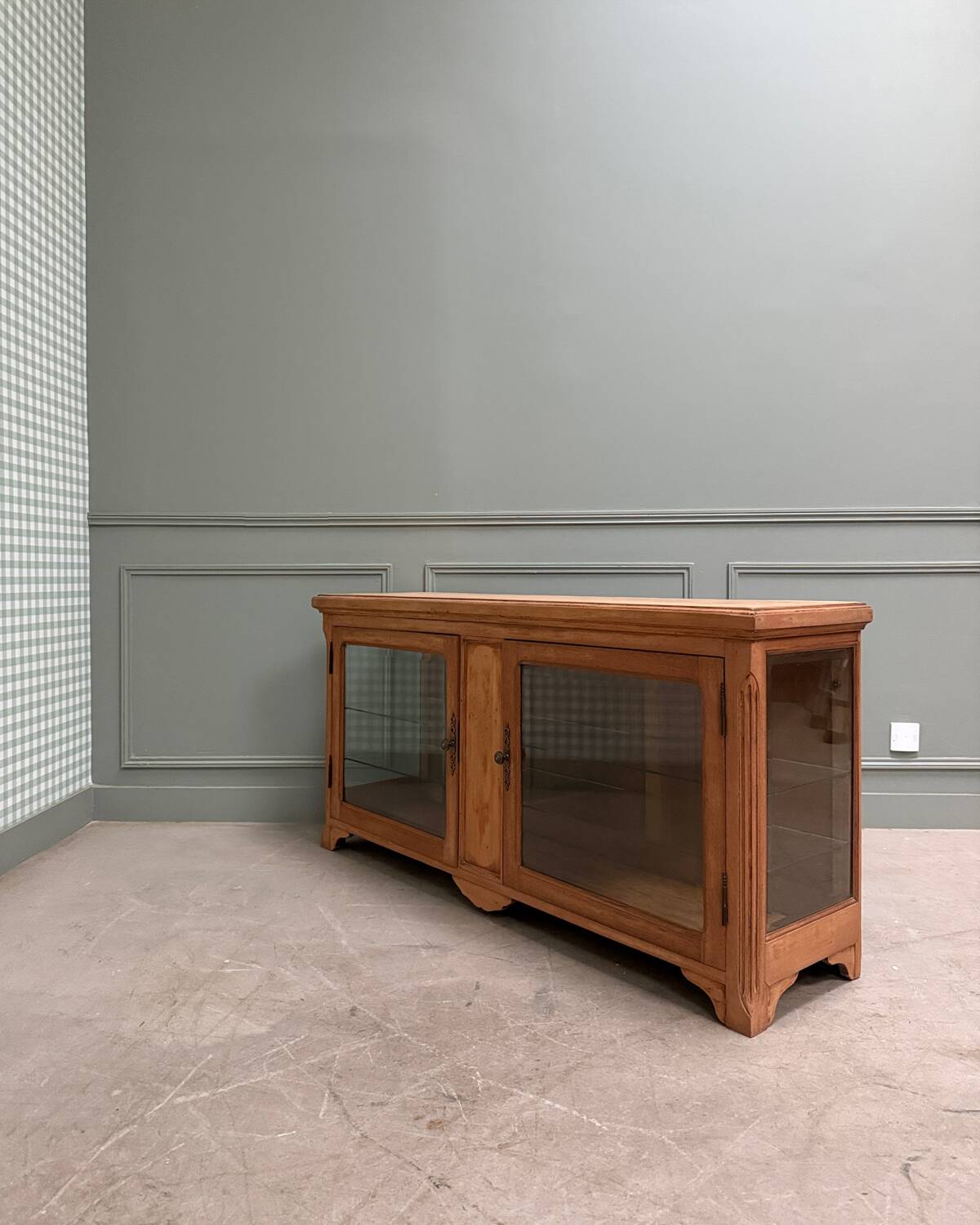 Low antique display cabinet (renovated)
