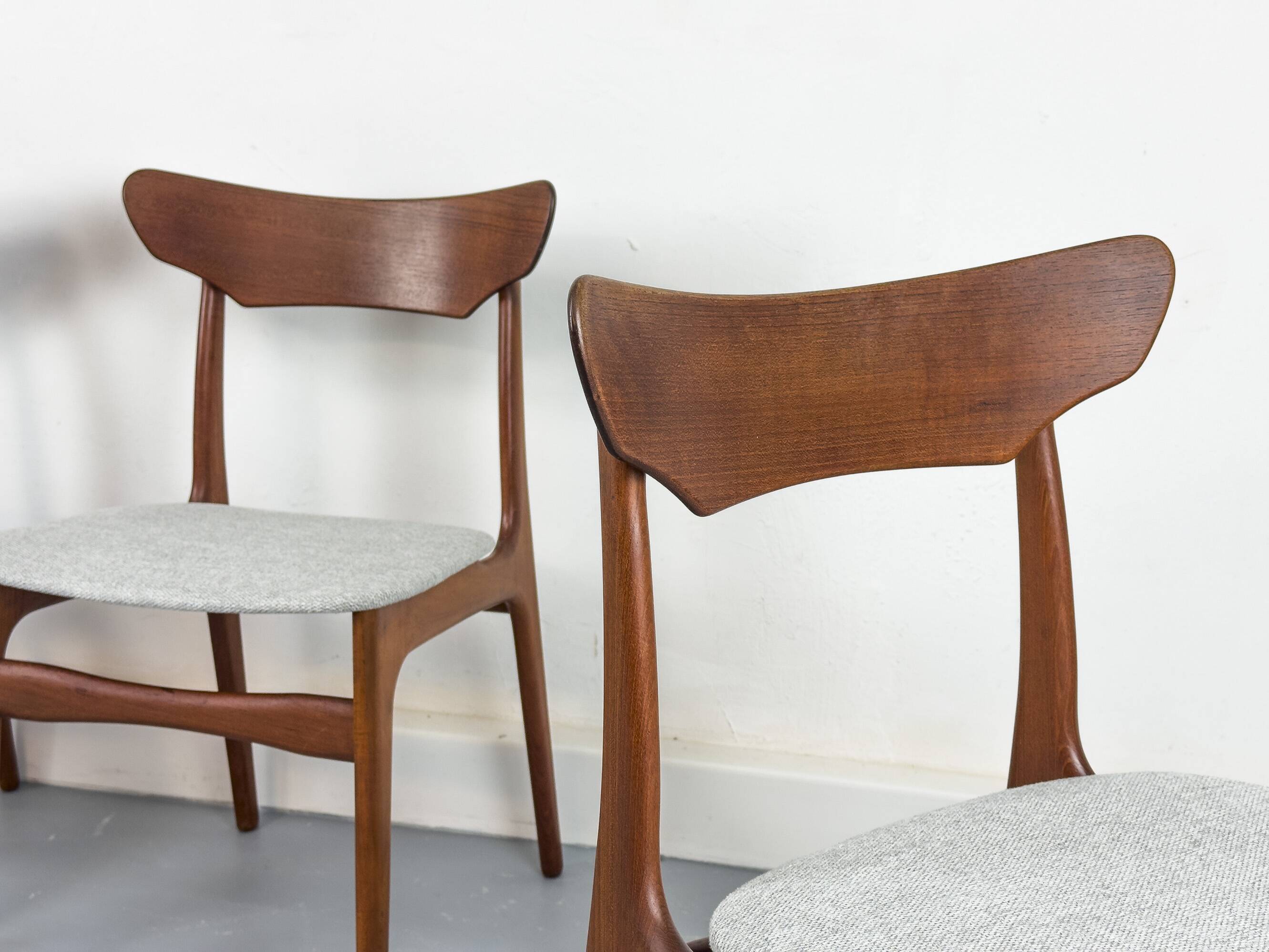 Chaises de salle à manger en teck danois par Schionning & Elgaard, années 1960, ensemble de 4