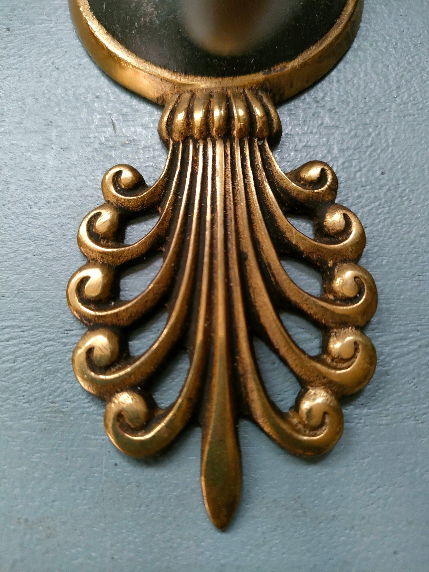 Pair of Empire eagle's head sconces in Palmettes 1900/1920