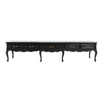 Buffet bas noir de style Louis XV du 20e siècle, France