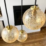Suspension 3 vintage globes