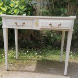 Table  bureau