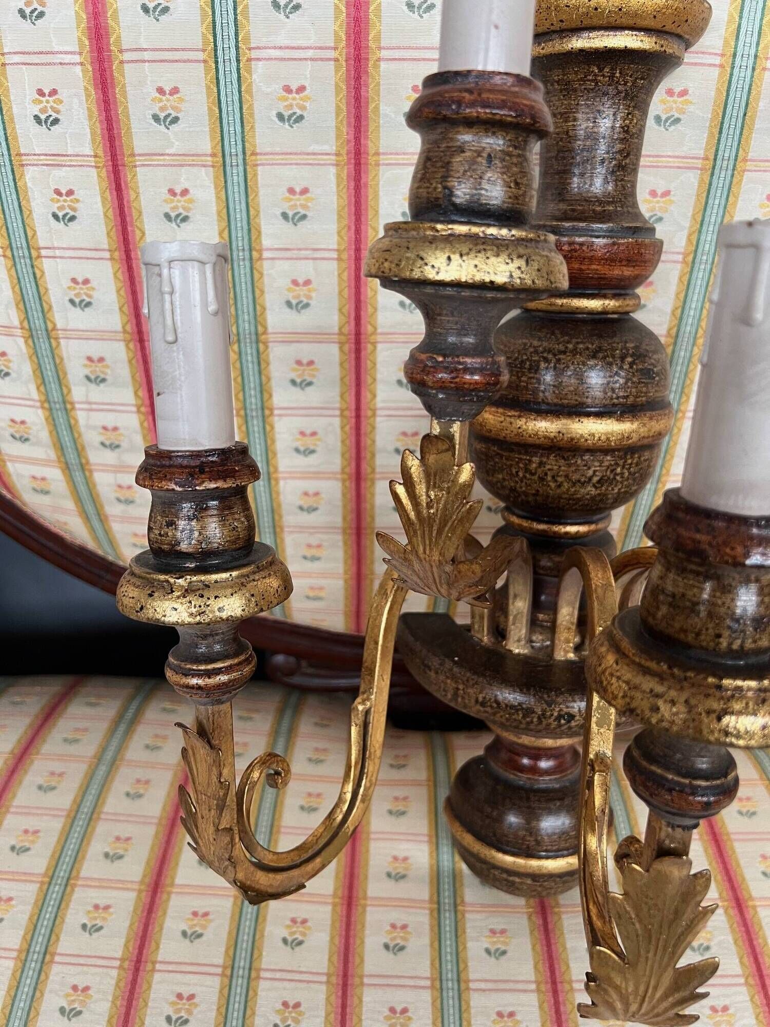 Italian baroque wall sconce. Wood, metal.