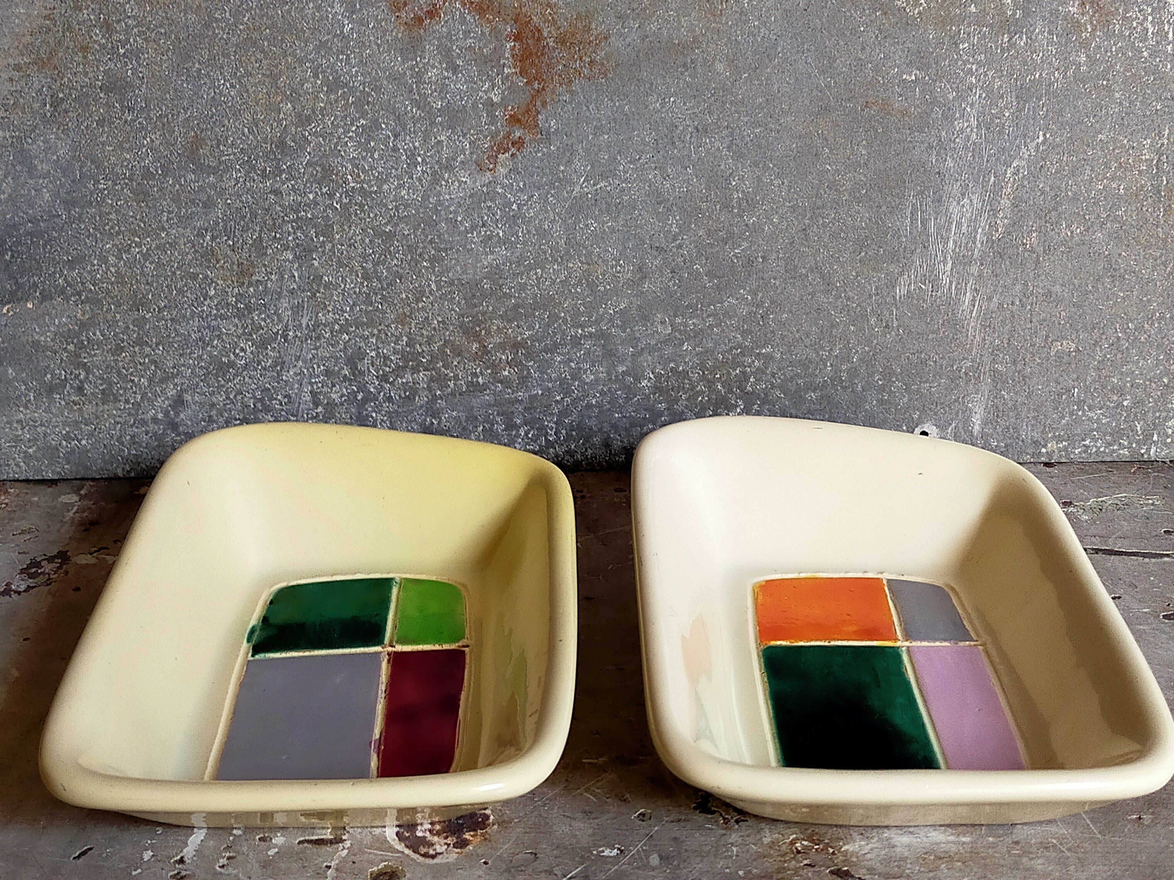 Two ceramic trinket bowls 50