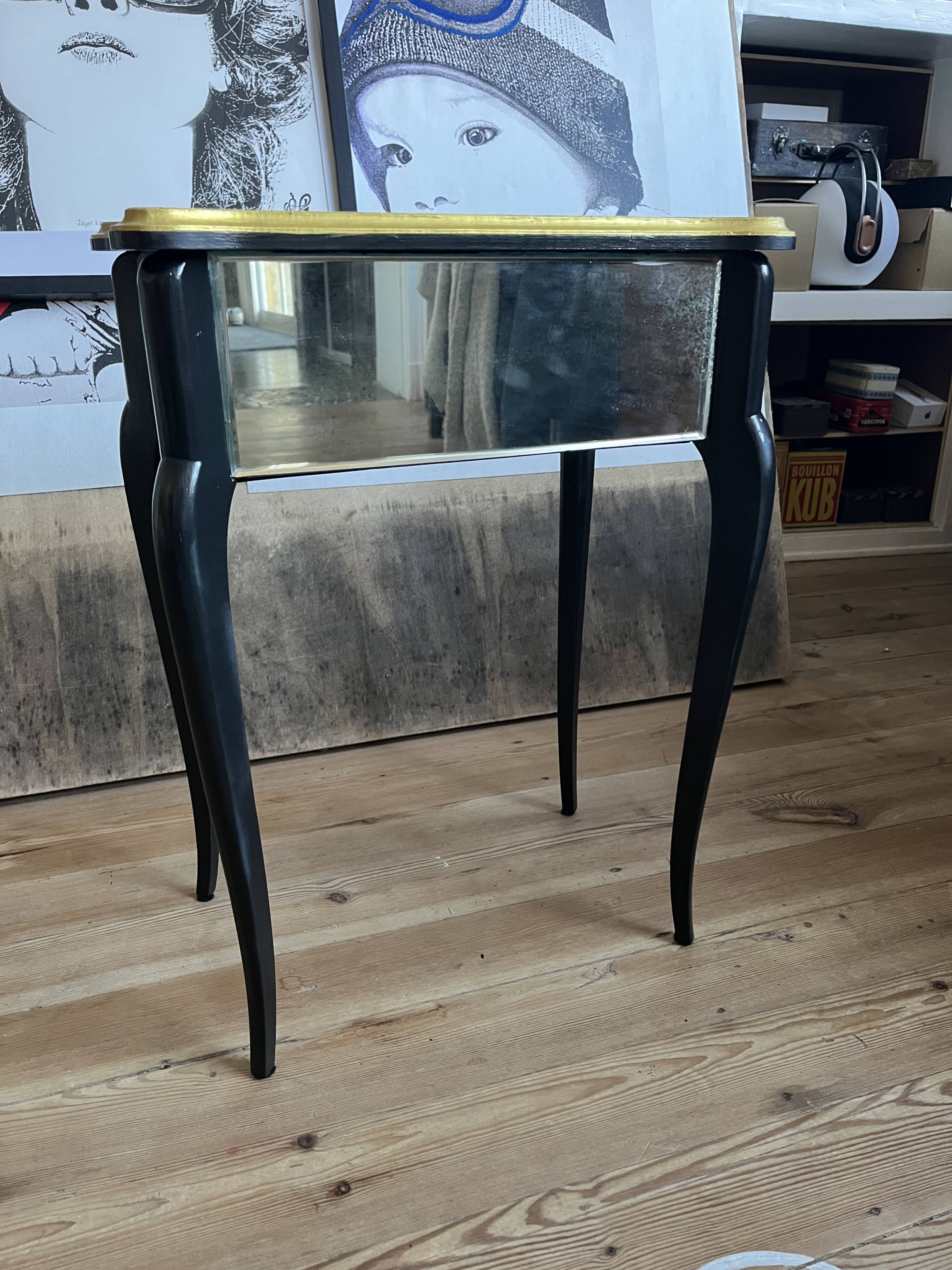 Upcycled Art Deco bedside table – gold & vintage mirrors