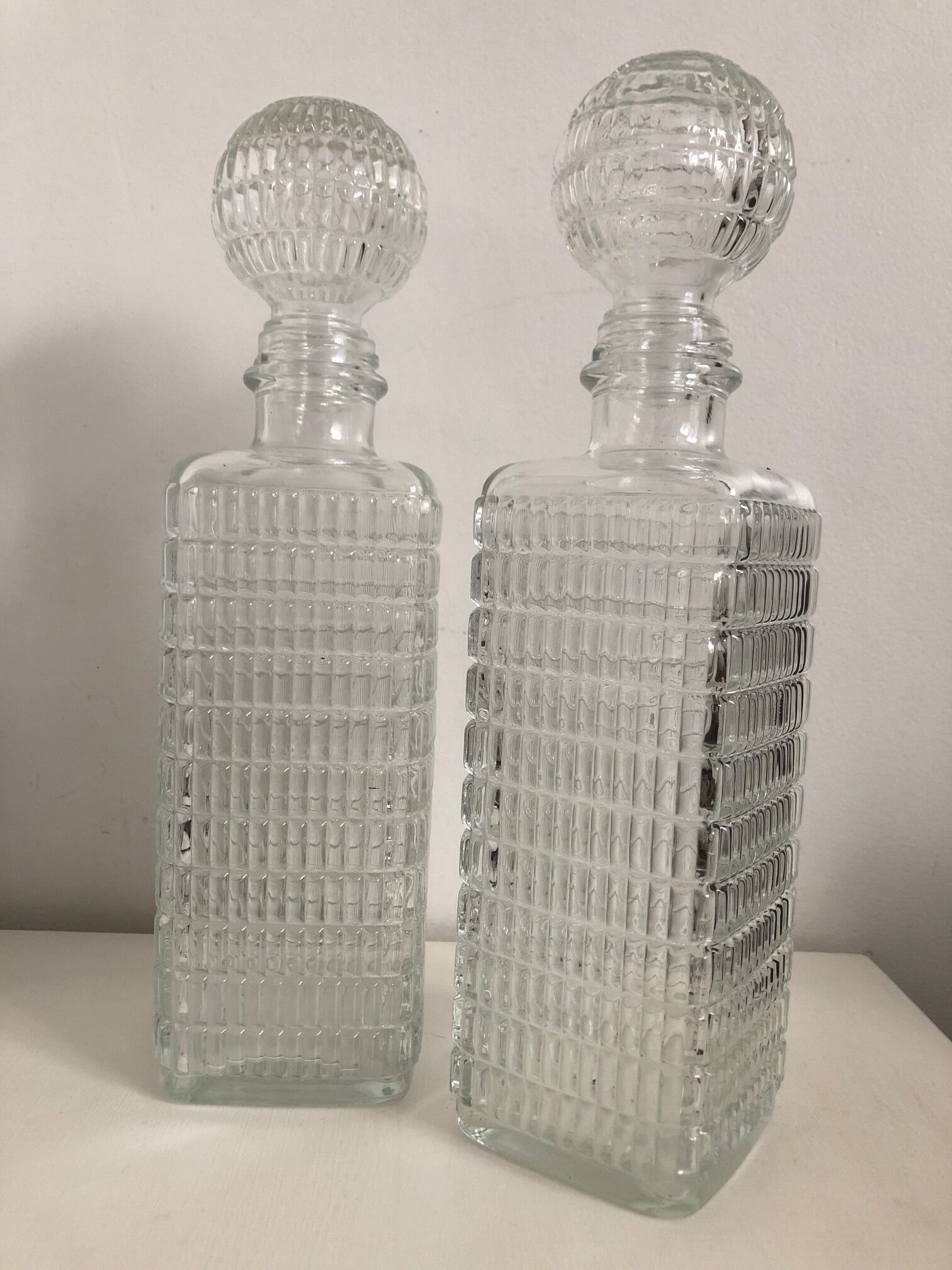 Paire de carafes à whisky années 70