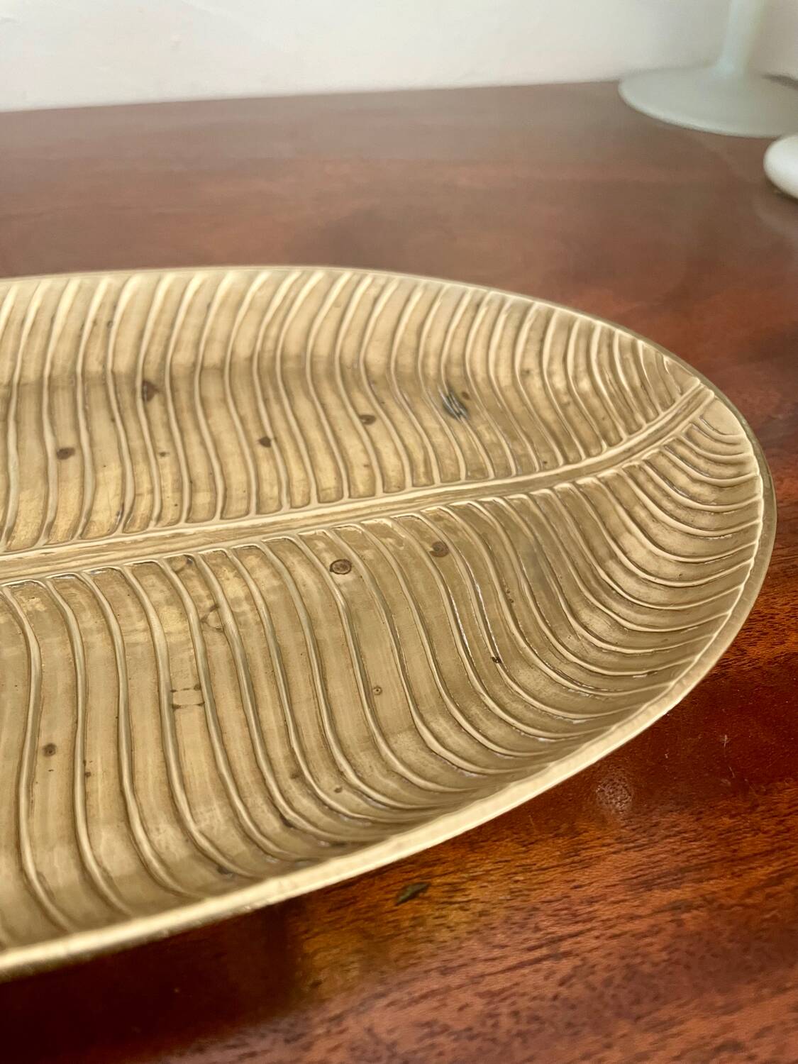 Vintage solid brass leaf pocket 20cm