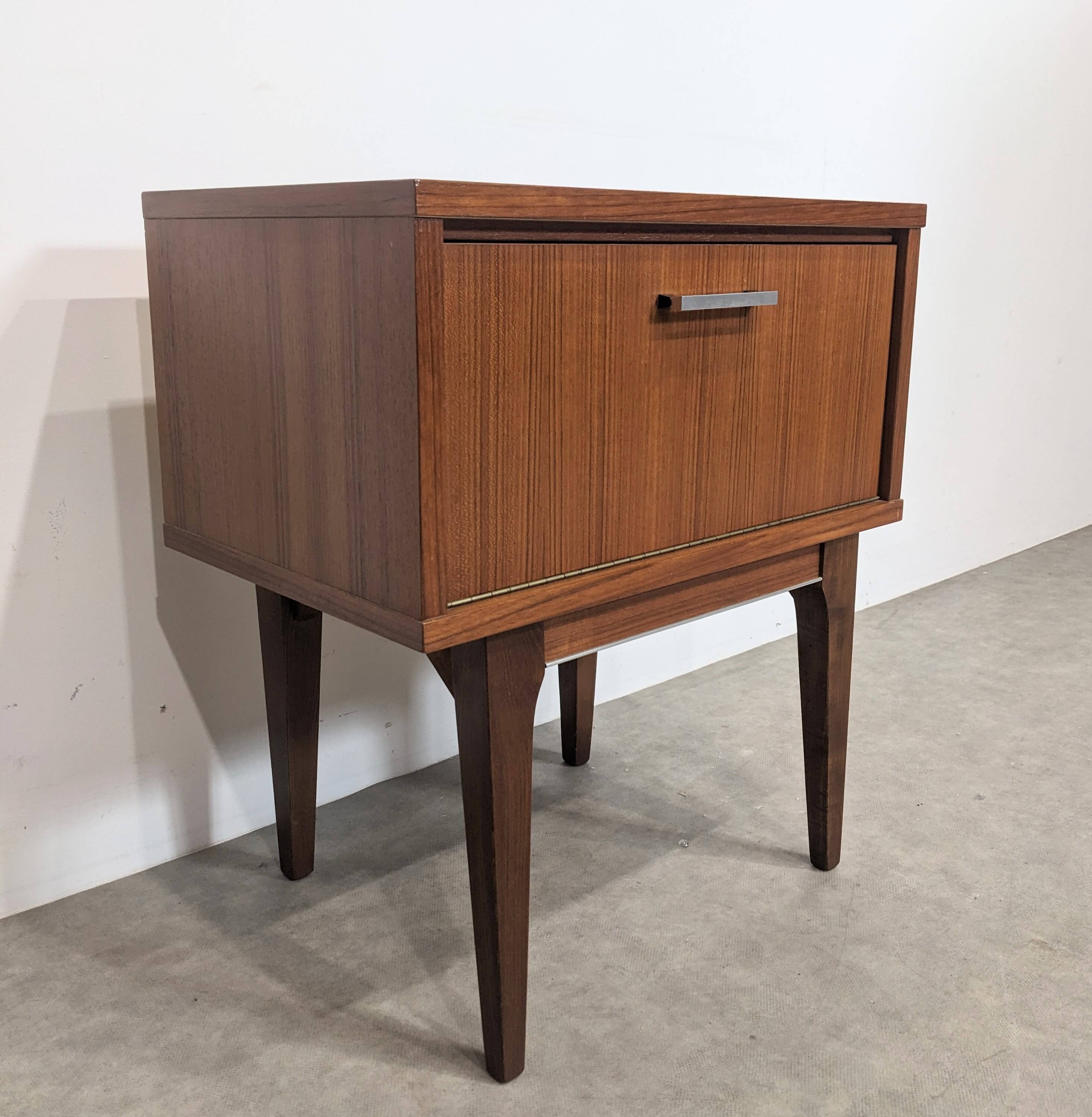 Chevet, meuble d’appoint teck vintage