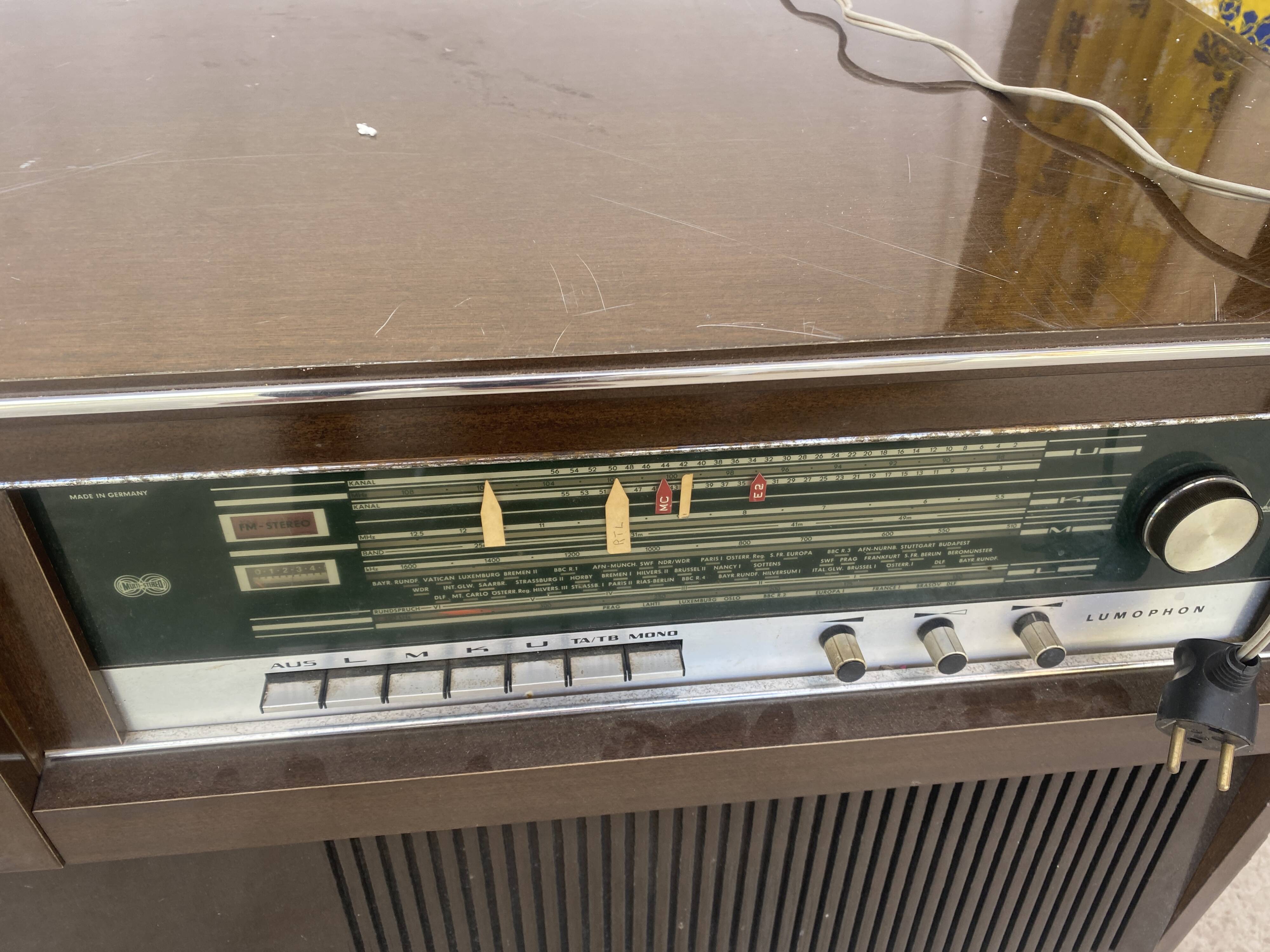 stereo radio cabinet