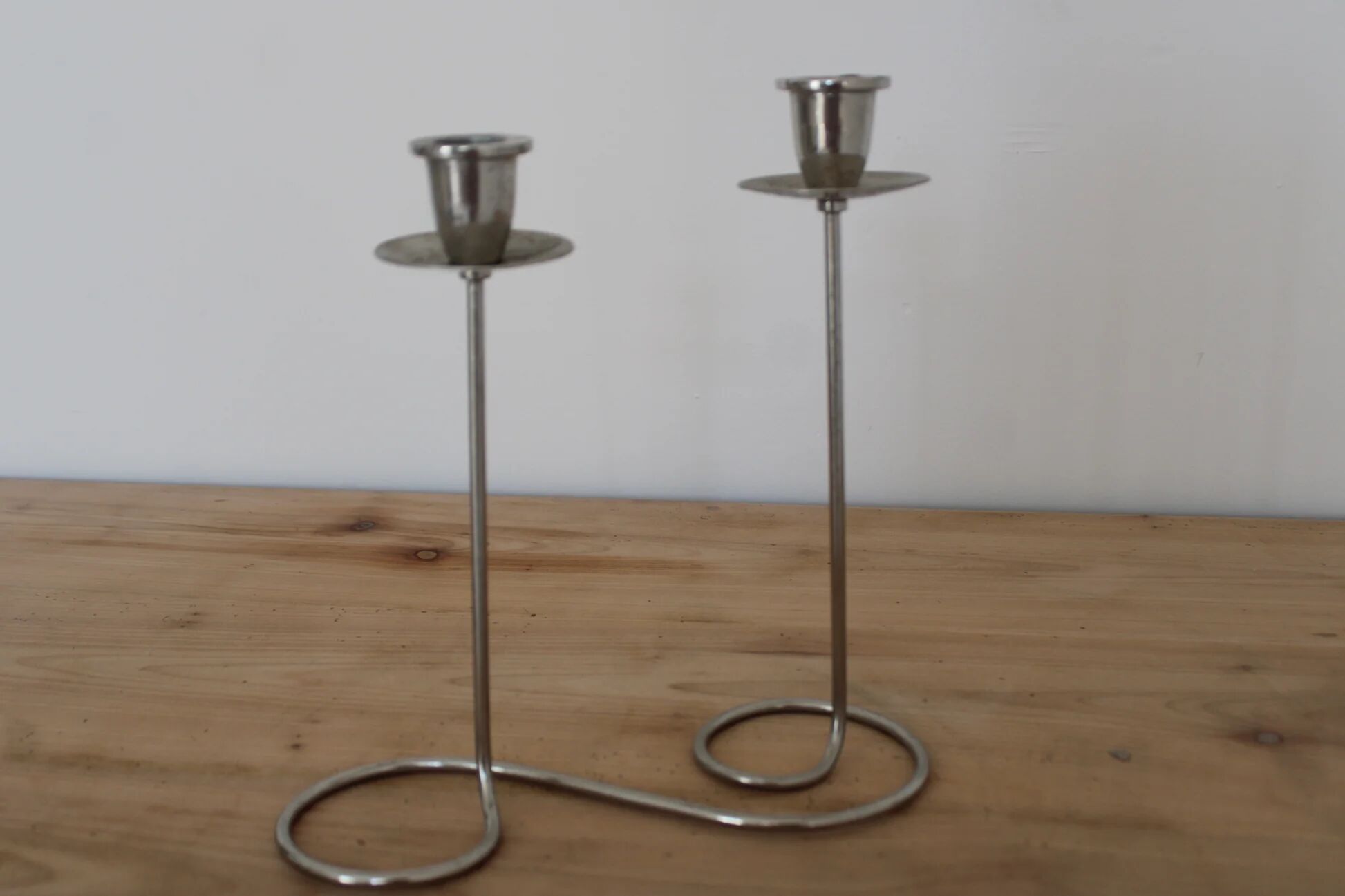 Vintage double candlestick in chrome metal – Spiral design