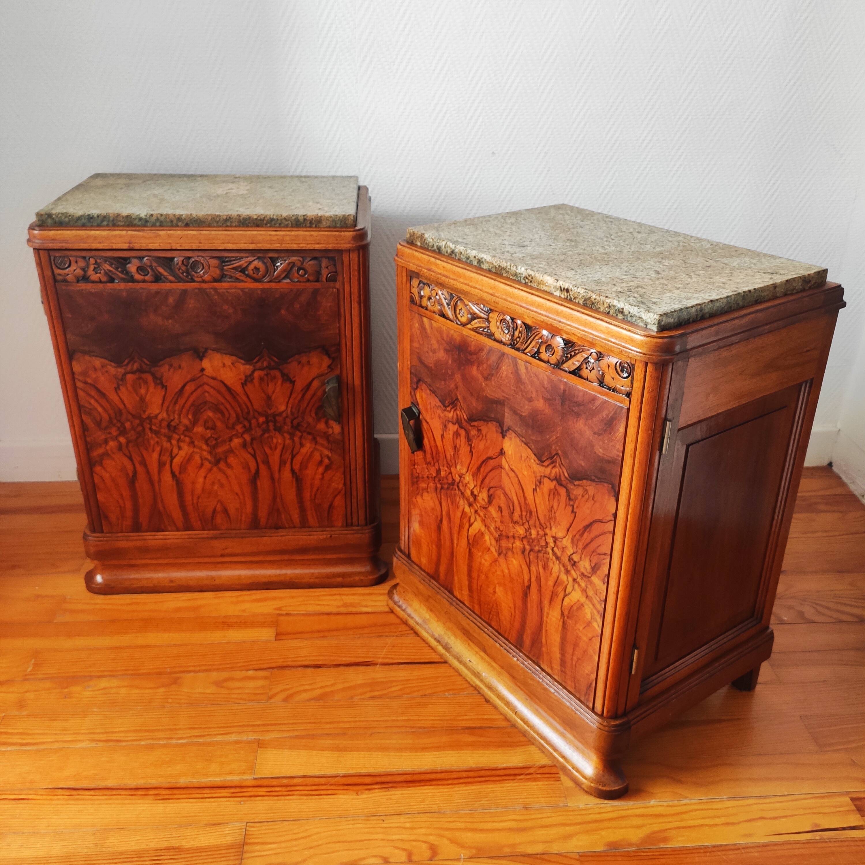 Pair of Art Deco bedside tables in solid blonde walnut – France 1930