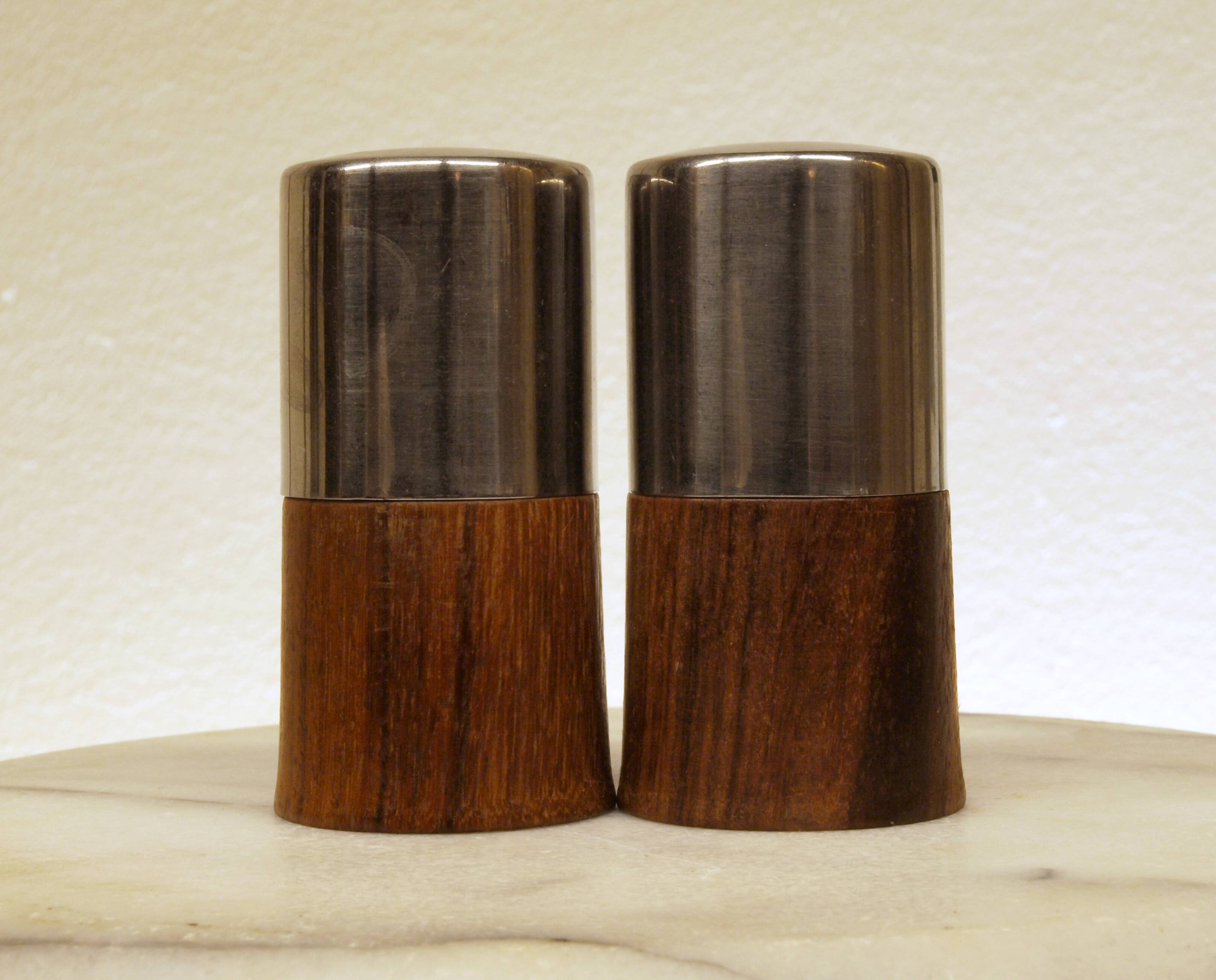 Rio rosewood salt and pepper shaker