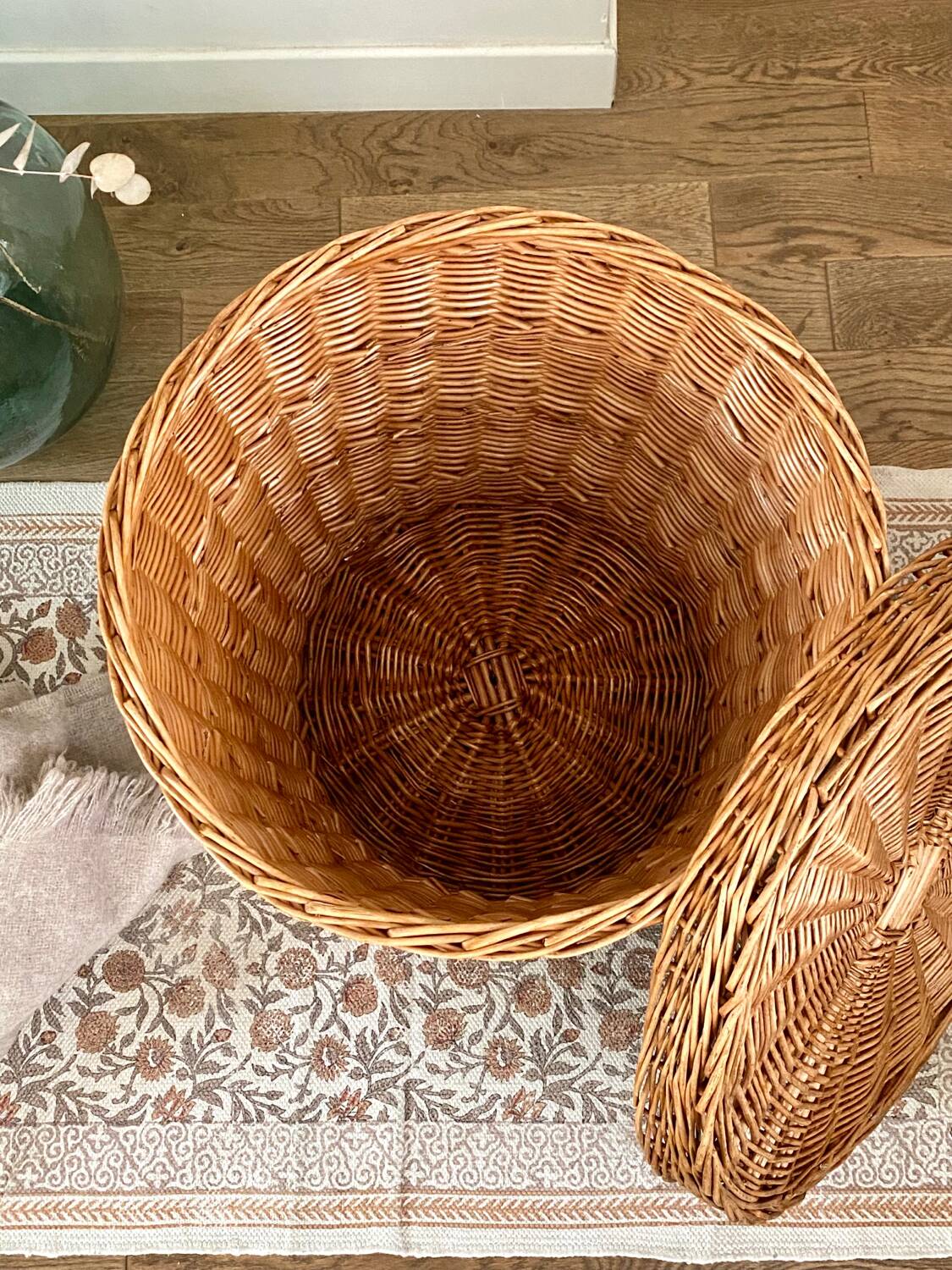 Wicker basket