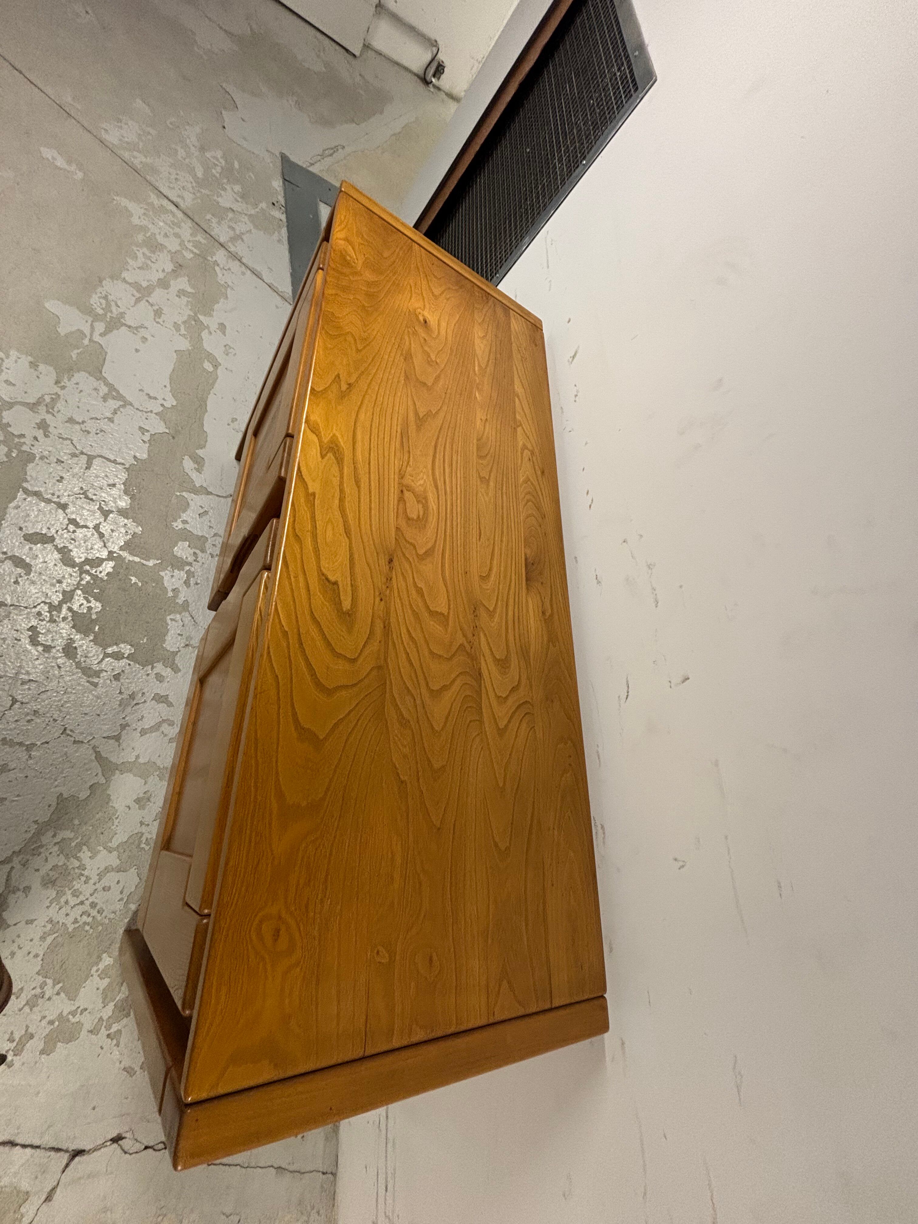 1970s vintage solid wood sideboard – modernist design
