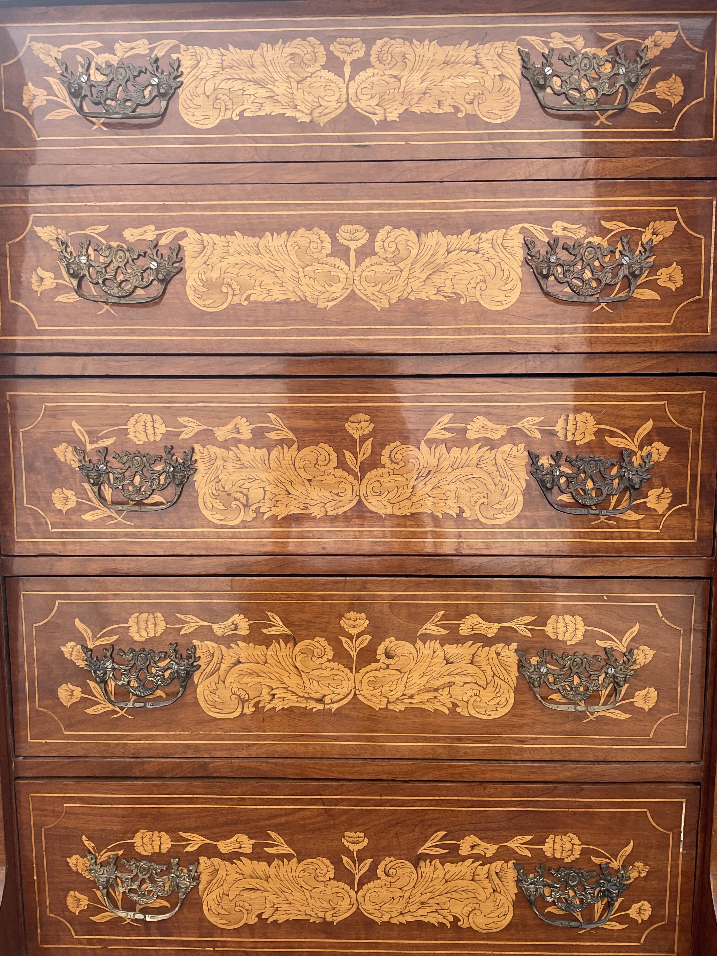 Commode marquèteries hollandaise