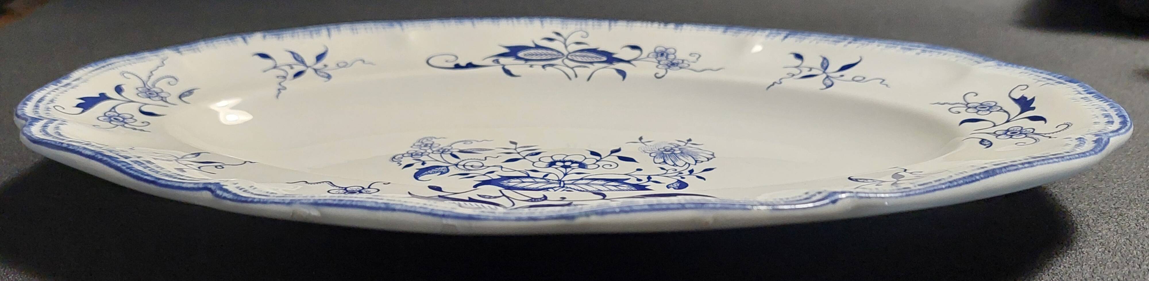 Oval serving dish, Sarreguemines earthenware, Lancaster blue pattern, 1950s.