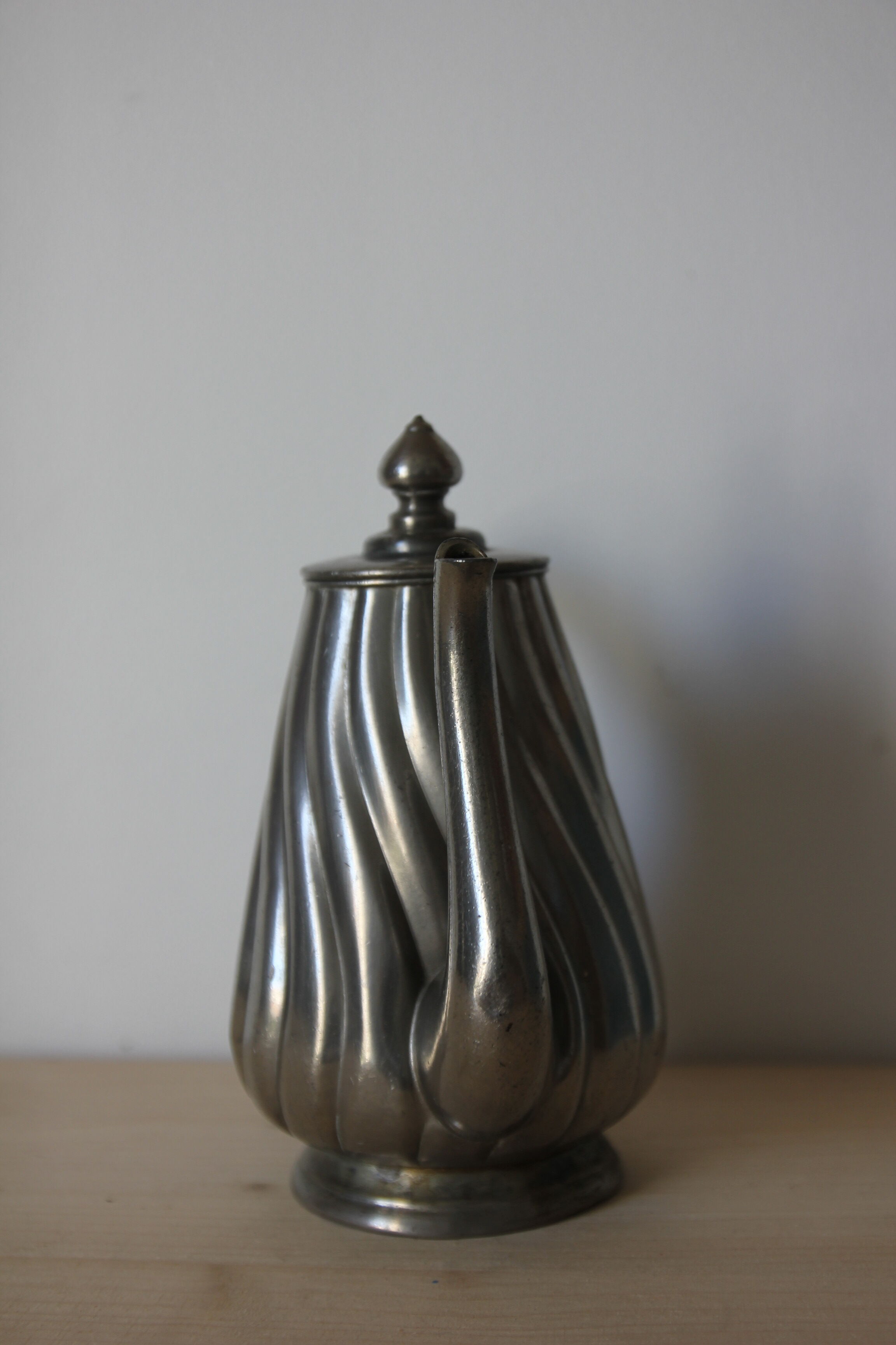 Tin chocolatier