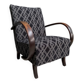 Jindrich Halabala H-227 arm chair  for Up-Zavody