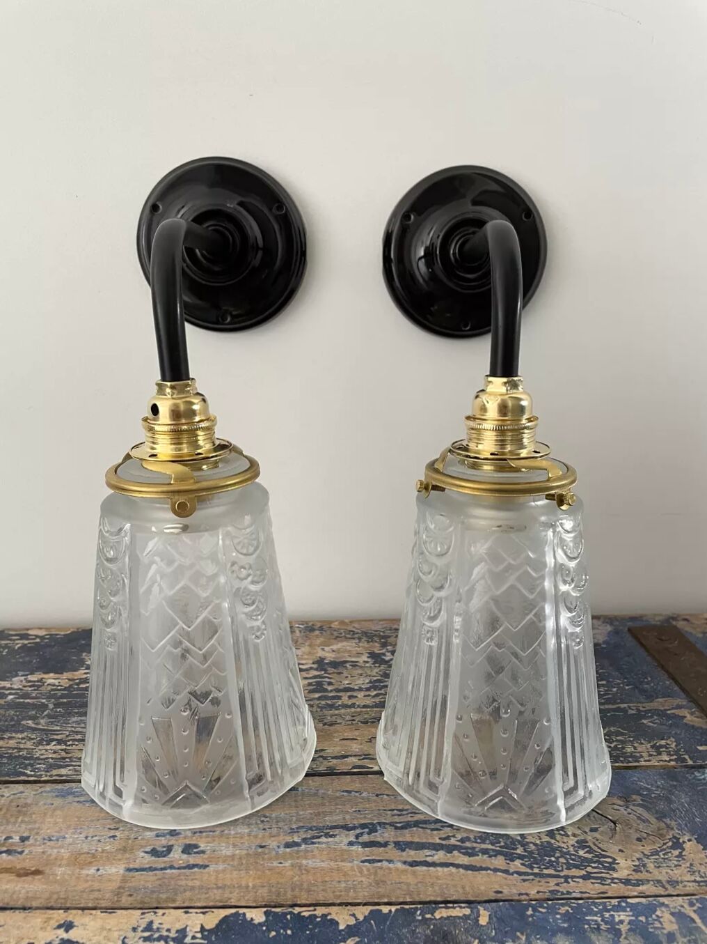 Set of two Art Deco wall lamps