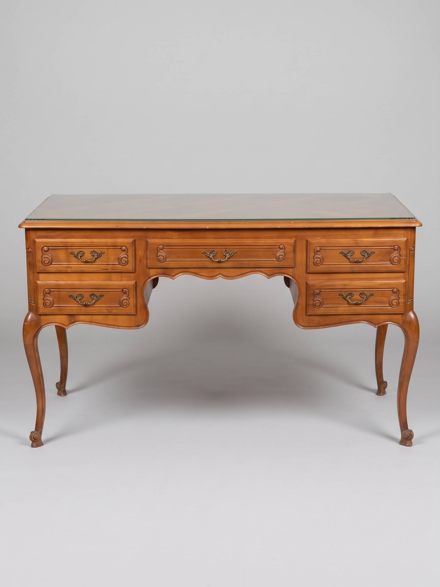 Louis XV desk