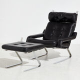 Fauteuil en cuir avec pouf de Reinhold Adolf pour Cor mk9220