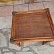 Table de chevet en rotin vintage