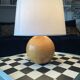 Lampe vintage en bois tourné massif