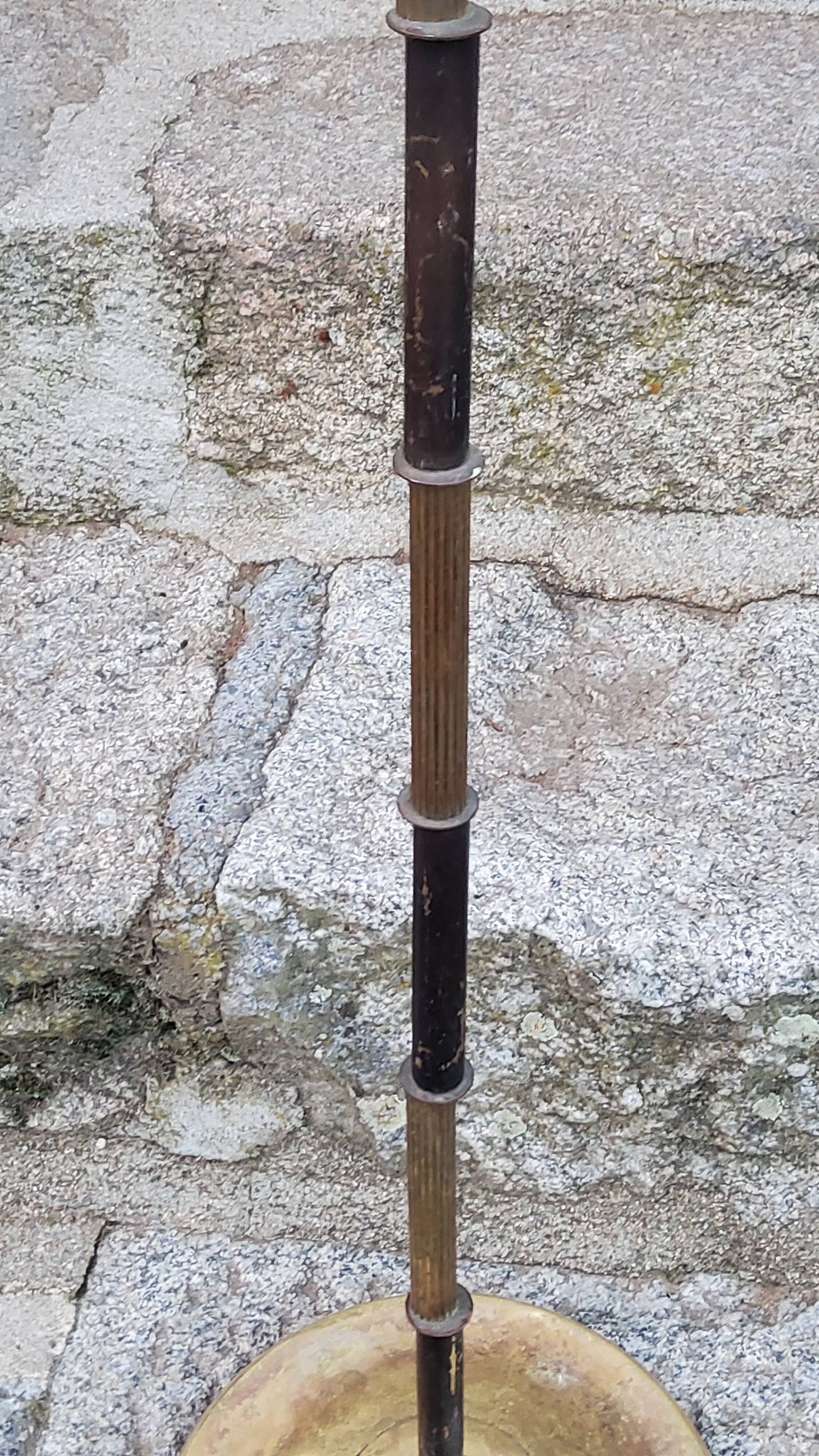 1950s floor lamp in brass with double gold and bronze patina