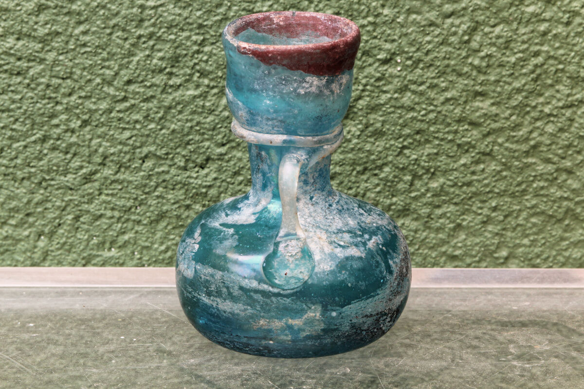 Murano glass vase