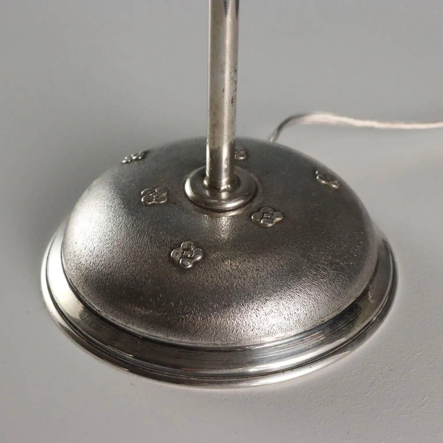 Antique Florentine lamp in silver with floral decoration, Italy, 20th century